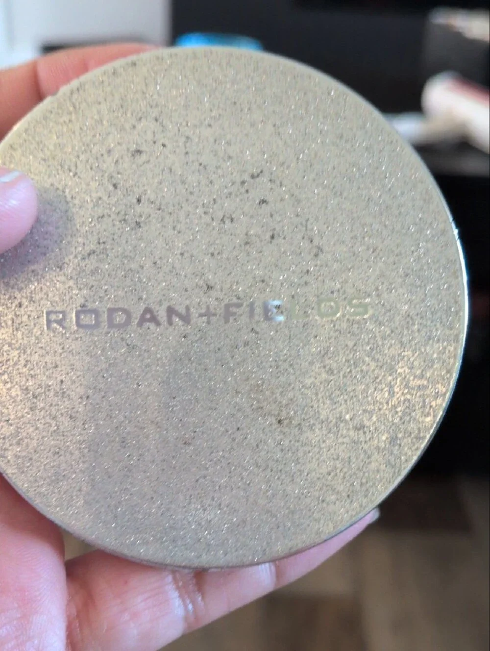 Rodan + Fields Glittery Silver Compact Phone Grip